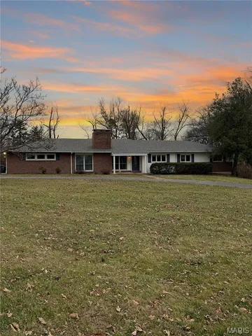 $850,000 | 11546 Conway Road, St. Louis, MO 63131