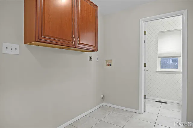 $850,000 | 11546 Conway Road, St. Louis, MO 63131