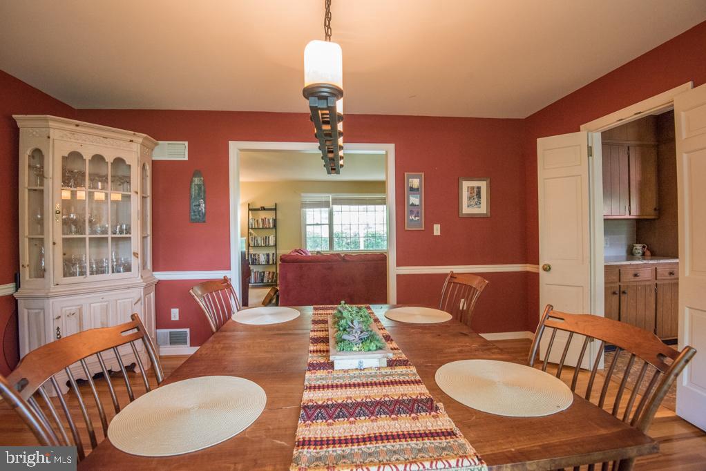 1946 North Eden Road Lancaster, PA 17601 - Photo 11 of 62 Gallery Image 11