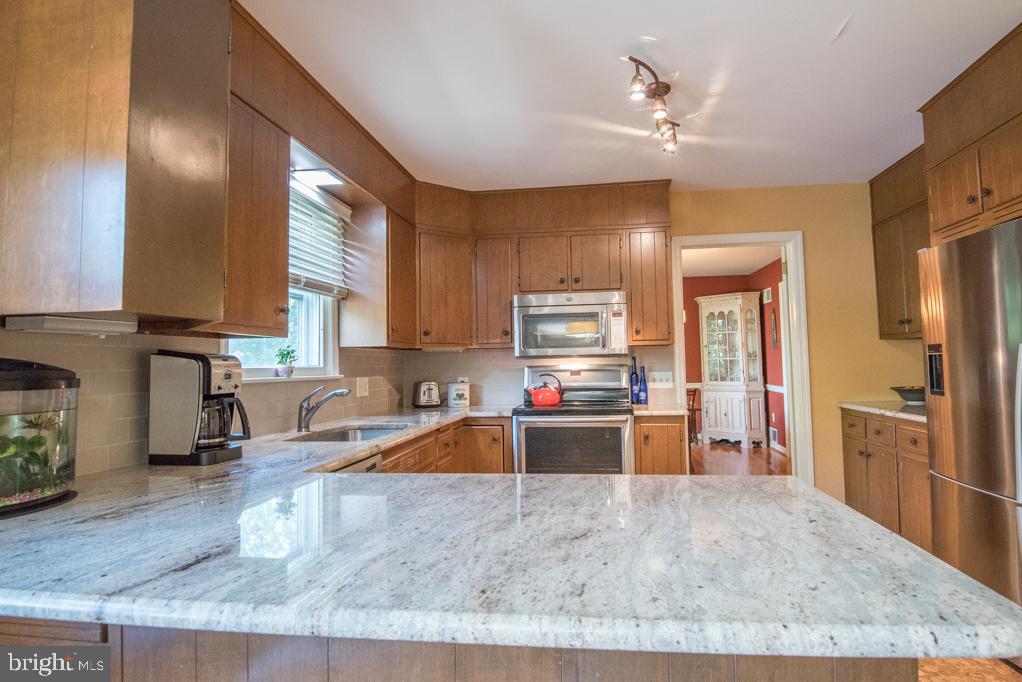 1946 North Eden Road Lancaster, PA 17601 - Photo 13 of 62 Gallery Image 13