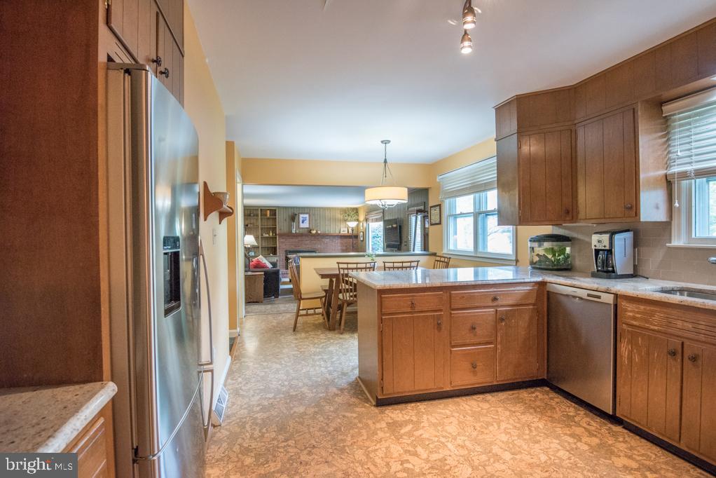 1946 North Eden Road Lancaster, PA 17601 - Photo 15 of 62 Gallery Image 15