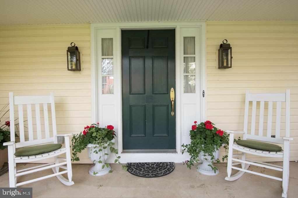 1946 North Eden Road Lancaster, PA 17601 - Photo 3 of 62 Gallery Image 3