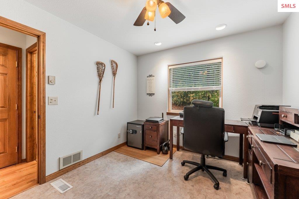 11516 Upper Crystal Bay Road Post Falls, ID 83854 - Photo 27 of 72 Gallery Image 27