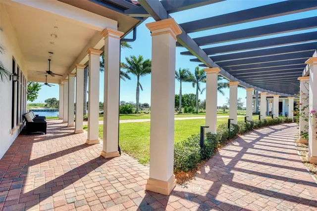 $368,500 | 10792 Tarflower Drive, Unit 101, Venice, FL 34293