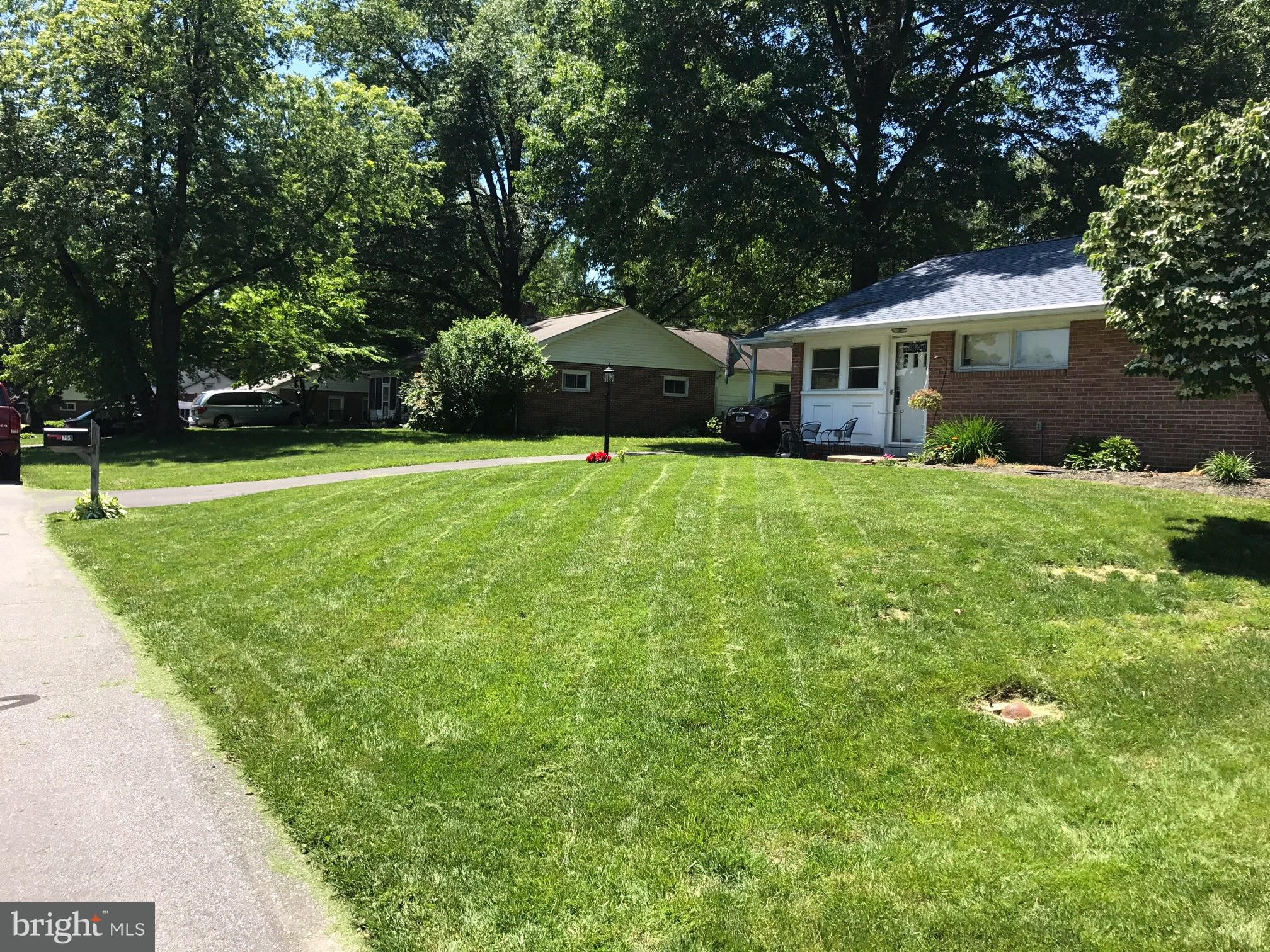 759 Robin Road Lancaster, PA 17601 - Photo 1 of 23 Gallery Image 1