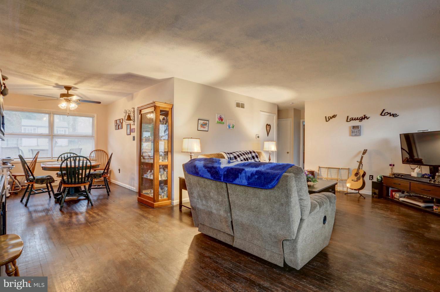 759 Robin Road Lancaster, PA 17601 - Photo 6 of 23 Gallery Image 6