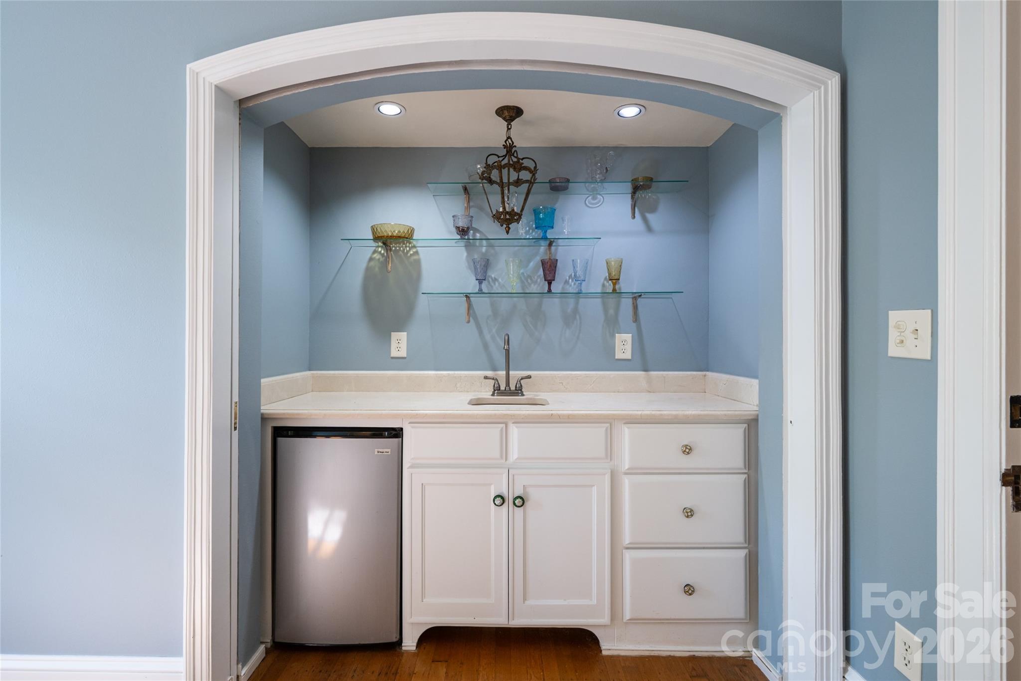 334 Vanderbilt Road Biltmore Forest, NC 28803 - Photo 23 of 48