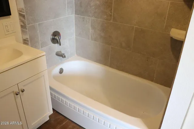 $1,300 | 401 South Skyline Circle, Unit 1, Tombstone, AZ 85638