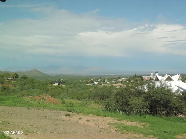 $1,300 | 401 South Skyline Circle, Unit 1, Tombstone, AZ 85638