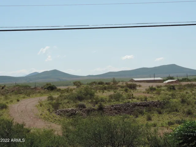 $1,300 | 401 South Skyline Circle, Unit 1, Tombstone, AZ 85638