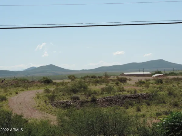 $995 | 401 South Skyline Circle, Unit 1, Tombstone, AZ 85638