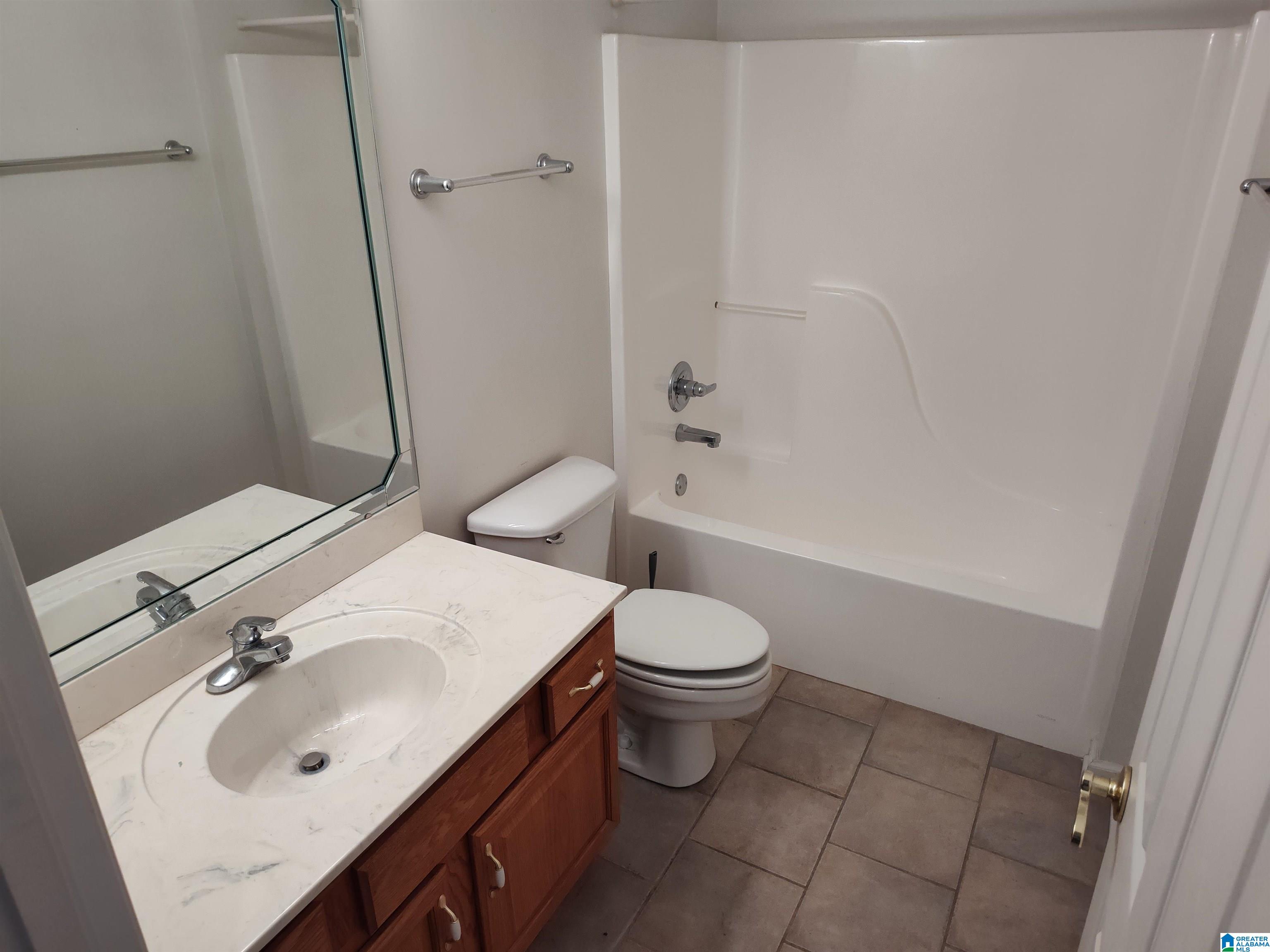 102 West Spring Street, Unit 102 Sylacauga, AL 35150 - Photo 4 of 9