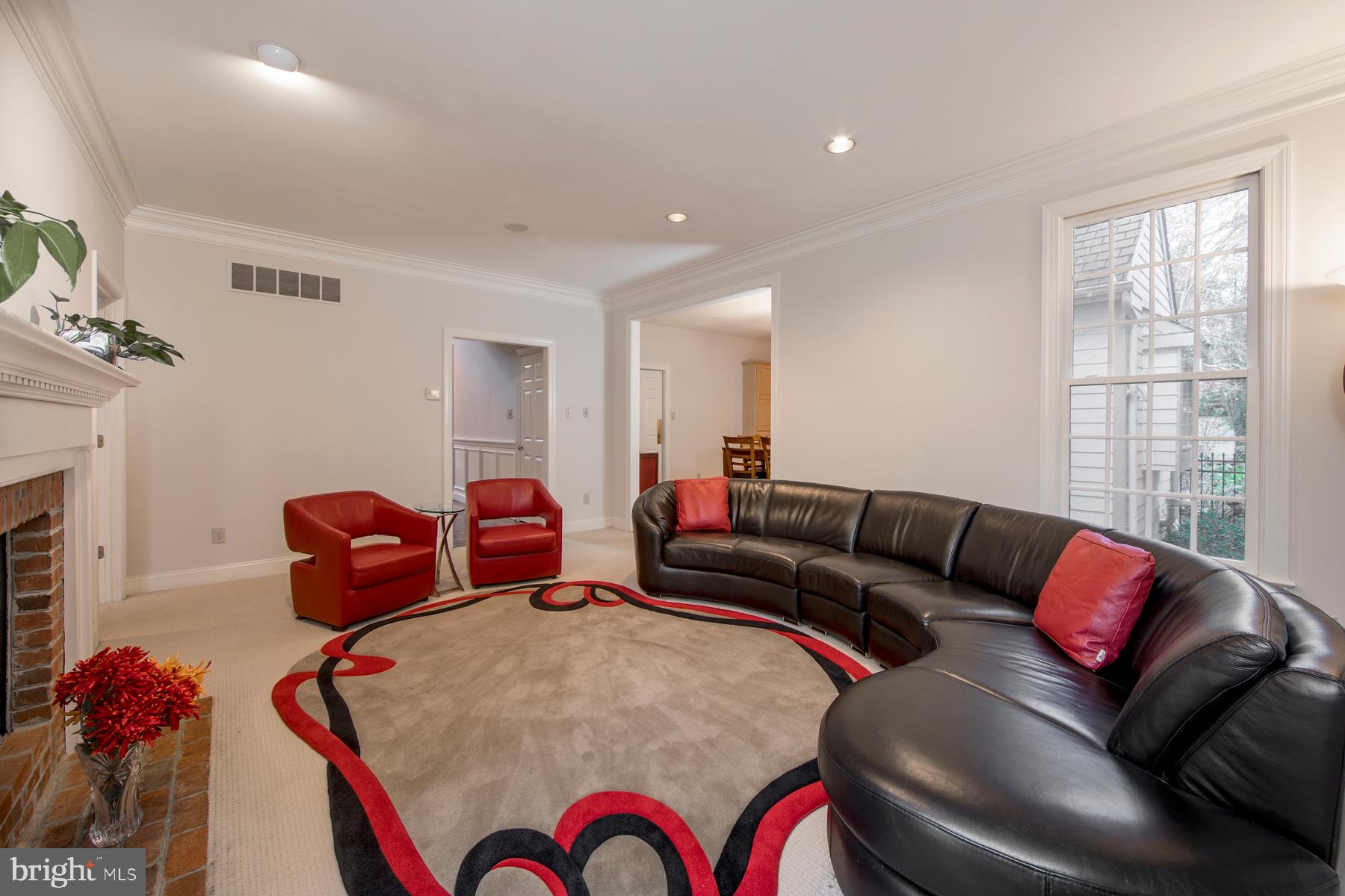101 Minfford Road Bala Cynwyd, PA 19004 - Photo 8 of 37 Family Room