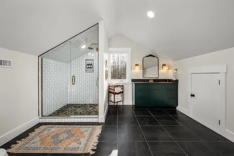 $1,225,000 | 2425 Westlake Avenue, Monteagle, TN 37356