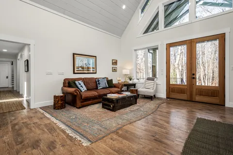 $1,225,000 | 2425 Westlake Avenue, Monteagle, TN 37356