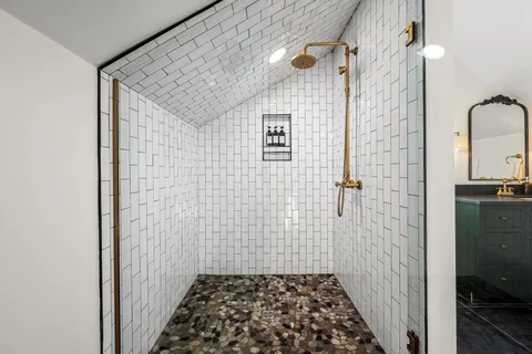 $1,225,000 | 2425 Westlake Avenue, Monteagle, TN 37356