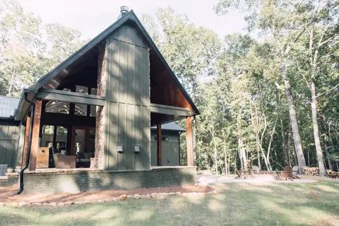 $1,225,000 | 2425 Westlake Avenue, Monteagle, TN 37356