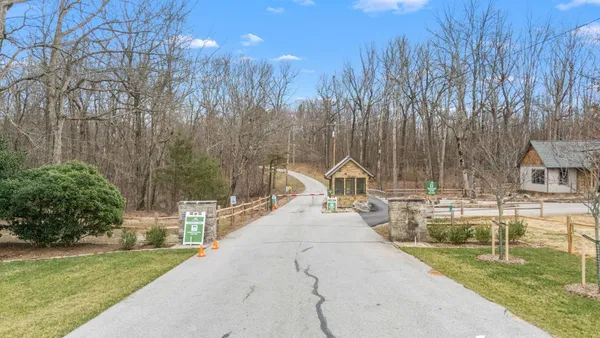 $1,225,000 | 2425 Westlake Avenue, Monteagle, TN 37356