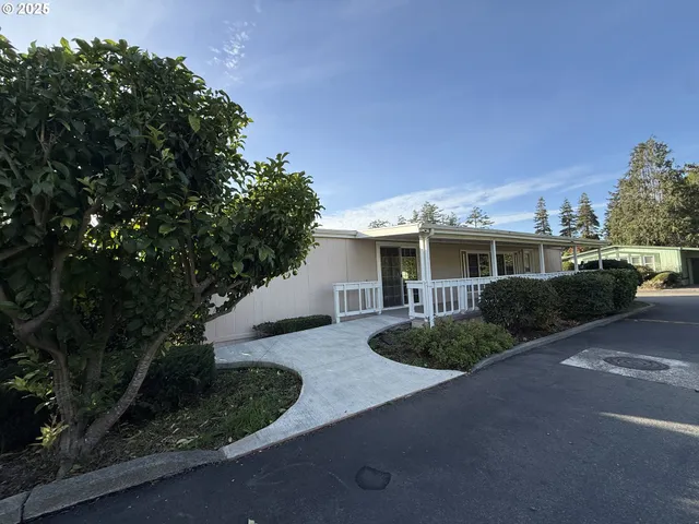 $215,000 | 16063 Driftwood Lane, Unit 21, Brookings, OR 97415