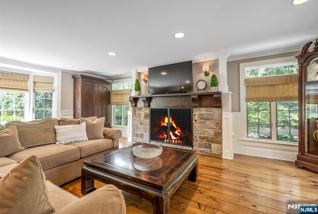 243 Hempstead Road Ridgewood, NJ 07450 - Photo 17 of 36