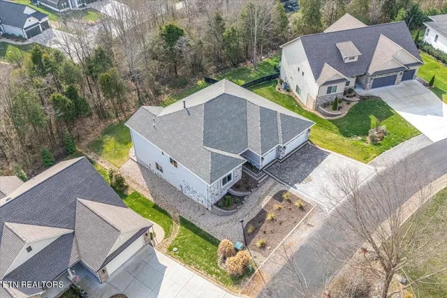 $995,000 | 154 Saloli Way, Loudon, TN 37774