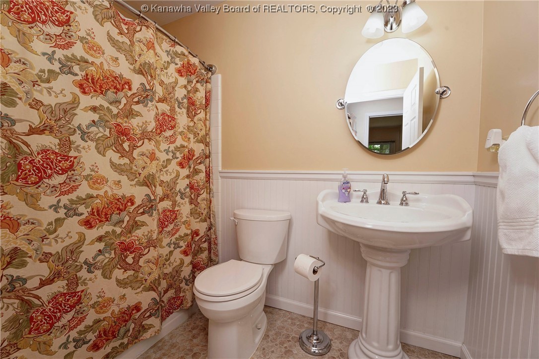 503 Woodcliff Road Charleston, WV 25314 - Photo 21 of 31 Gallery Image 21