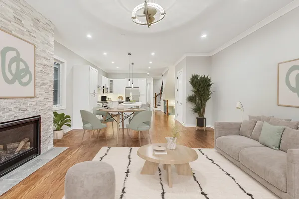 $675,000 | 6626 South Ingleside Avenue, Chicago, IL 60637