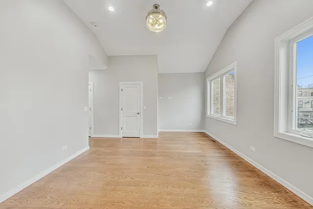 $675,000 | 6626 South Ingleside Avenue, Chicago, IL 60637