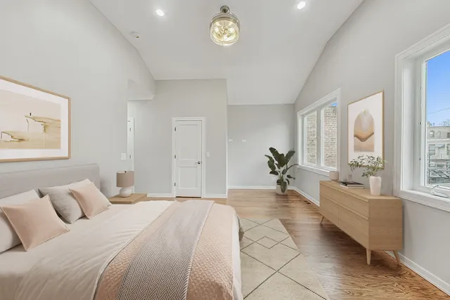 $675,000 | 6626 South Ingleside Avenue, Chicago, IL 60637