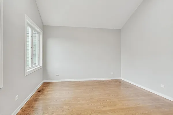 $675,000 | 6626 South Ingleside Avenue, Chicago, IL 60637