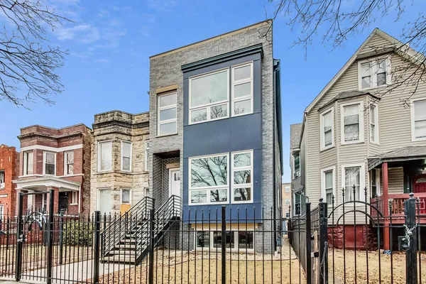 $675,000 | 6626 South Ingleside Avenue, Chicago, IL 60637