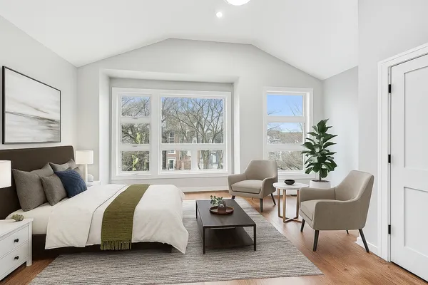 $675,000 | 6626 South Ingleside Avenue, Chicago, IL 60637