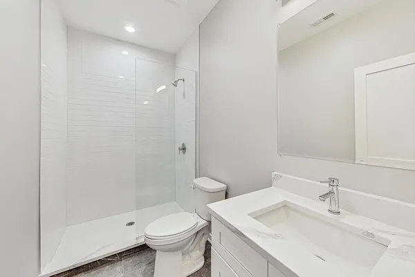 $675,000 | 6626 South Ingleside Avenue, Chicago, IL 60637