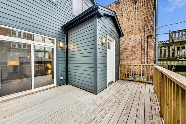 $675,000 | 6626 South Ingleside Avenue, Chicago, IL 60637
