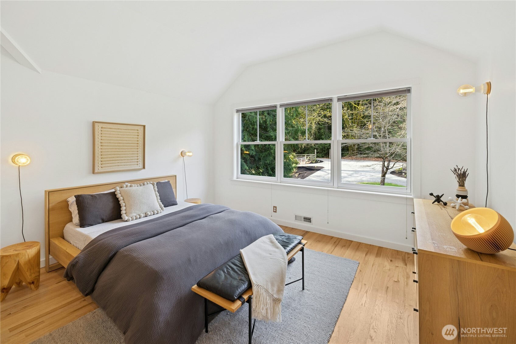 5256 Old Mill Road Northeast Bainbridge Island, WA 98110 - Photo 13 of 40