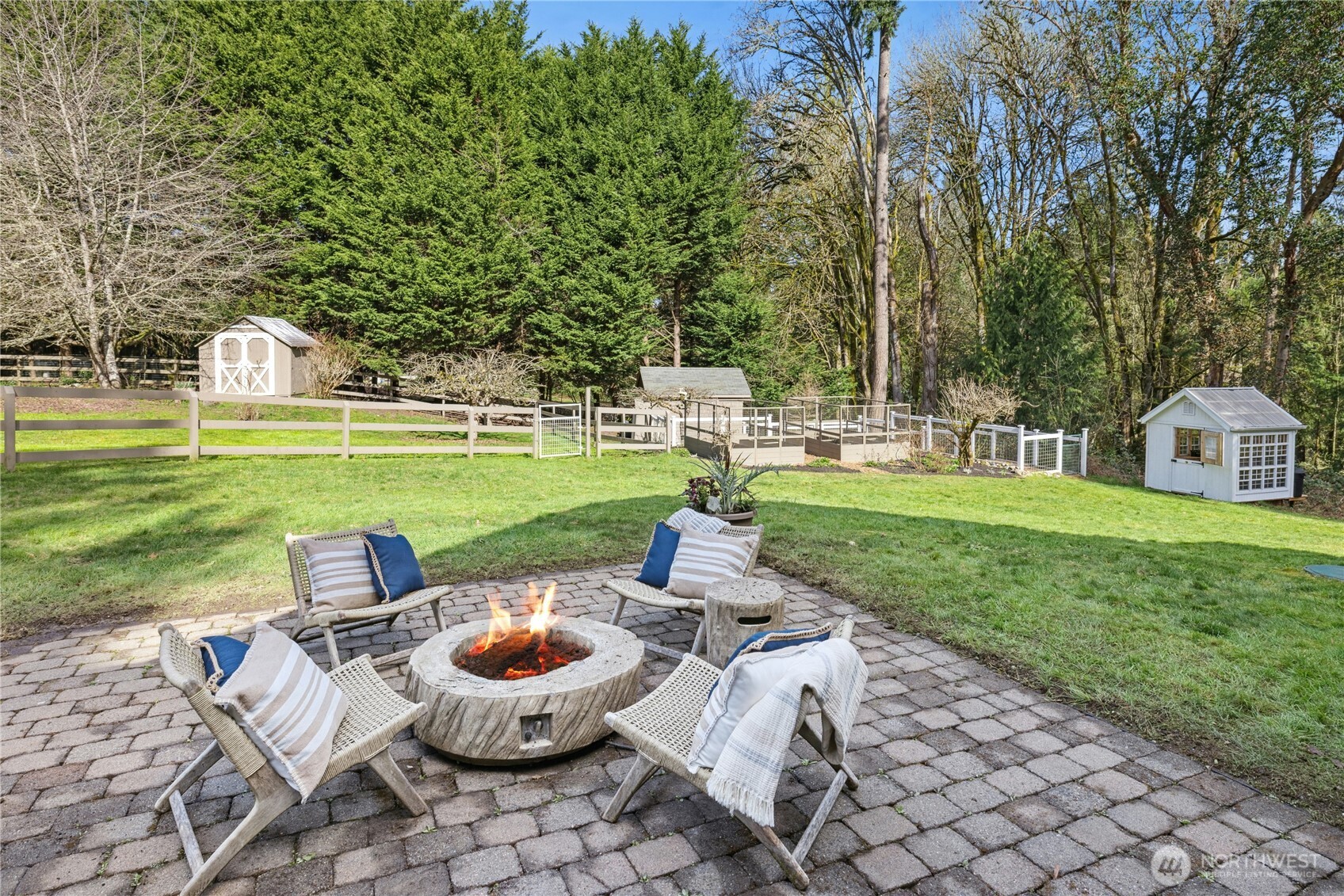 5256 Old Mill Road Northeast Bainbridge Island, WA 98110 - Photo 23 of 40