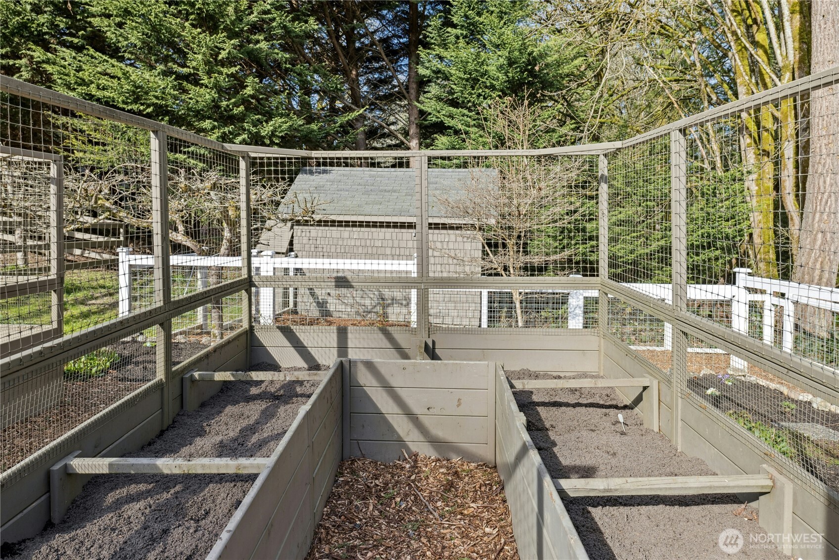 5256 Old Mill Road Northeast Bainbridge Island, WA 98110 - Photo 25 of 40