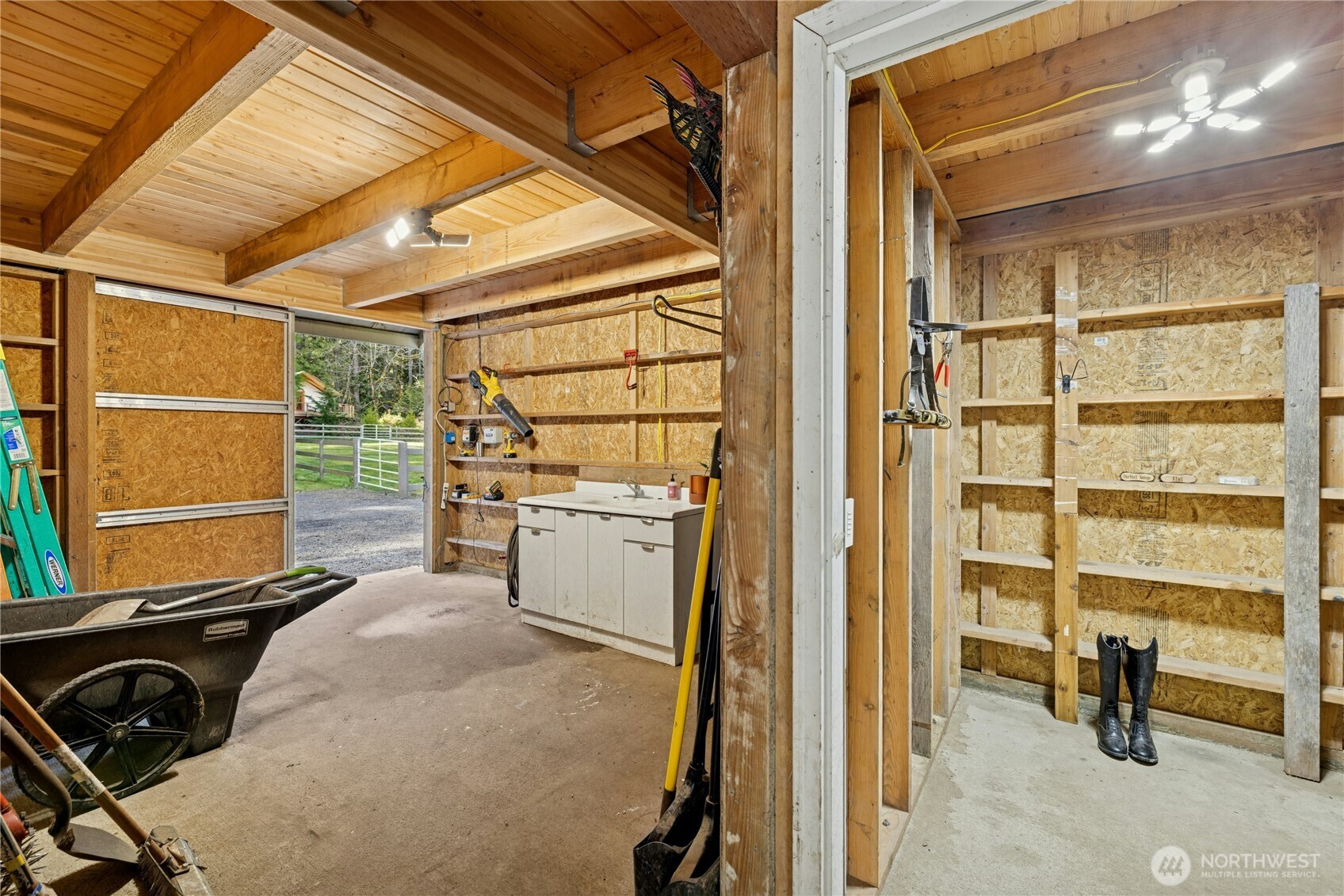 5256 Old Mill Road Northeast Bainbridge Island, WA 98110 - Photo 38 of 40