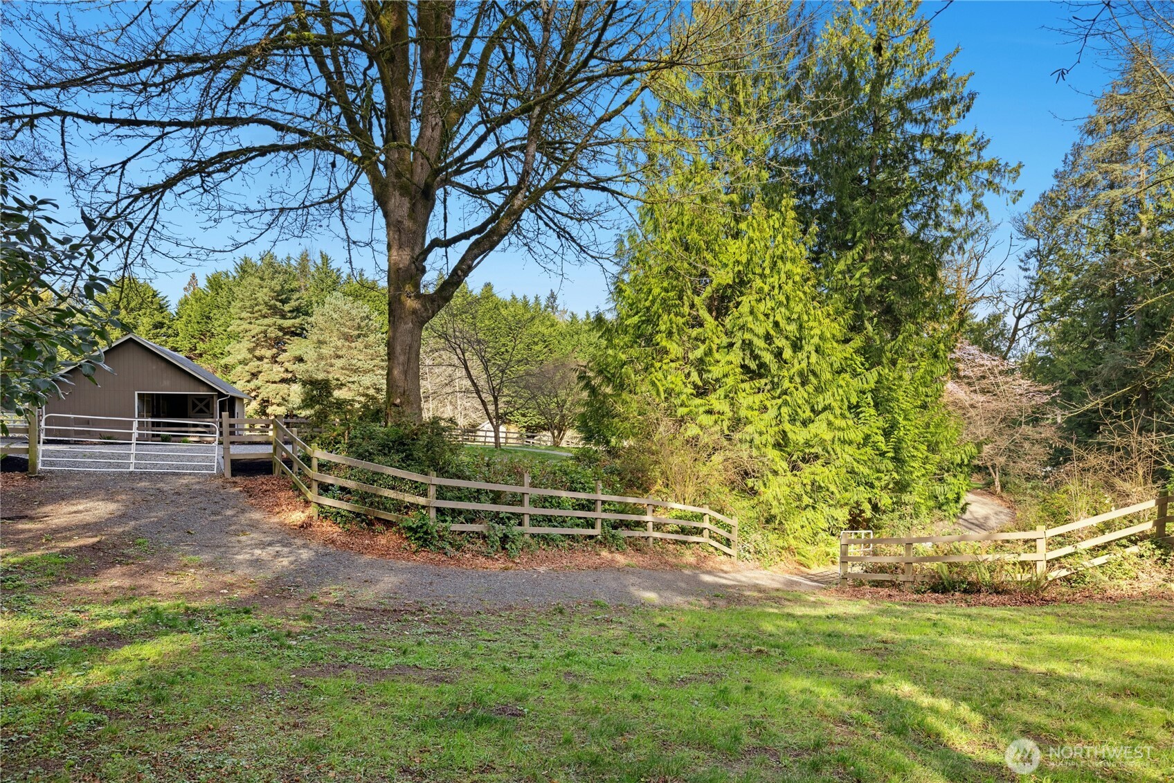 5256 Old Mill Road Northeast Bainbridge Island, WA 98110 - Photo 39 of 40