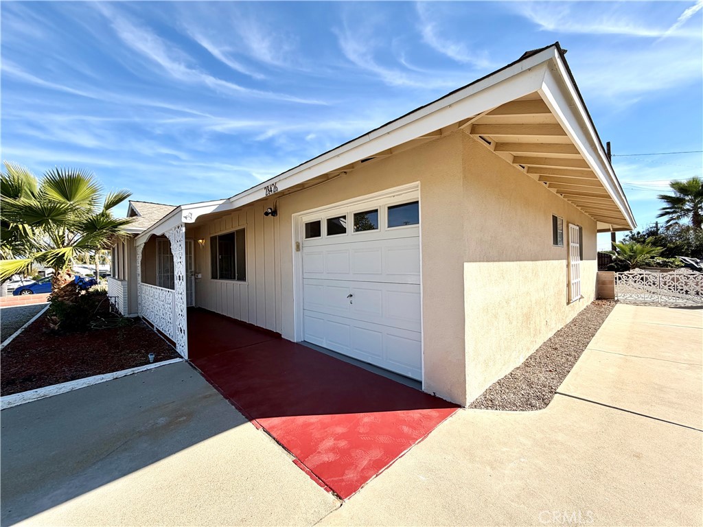 28426 West Worcester Road Menifee, CA 92586 - Photo 4 of 32