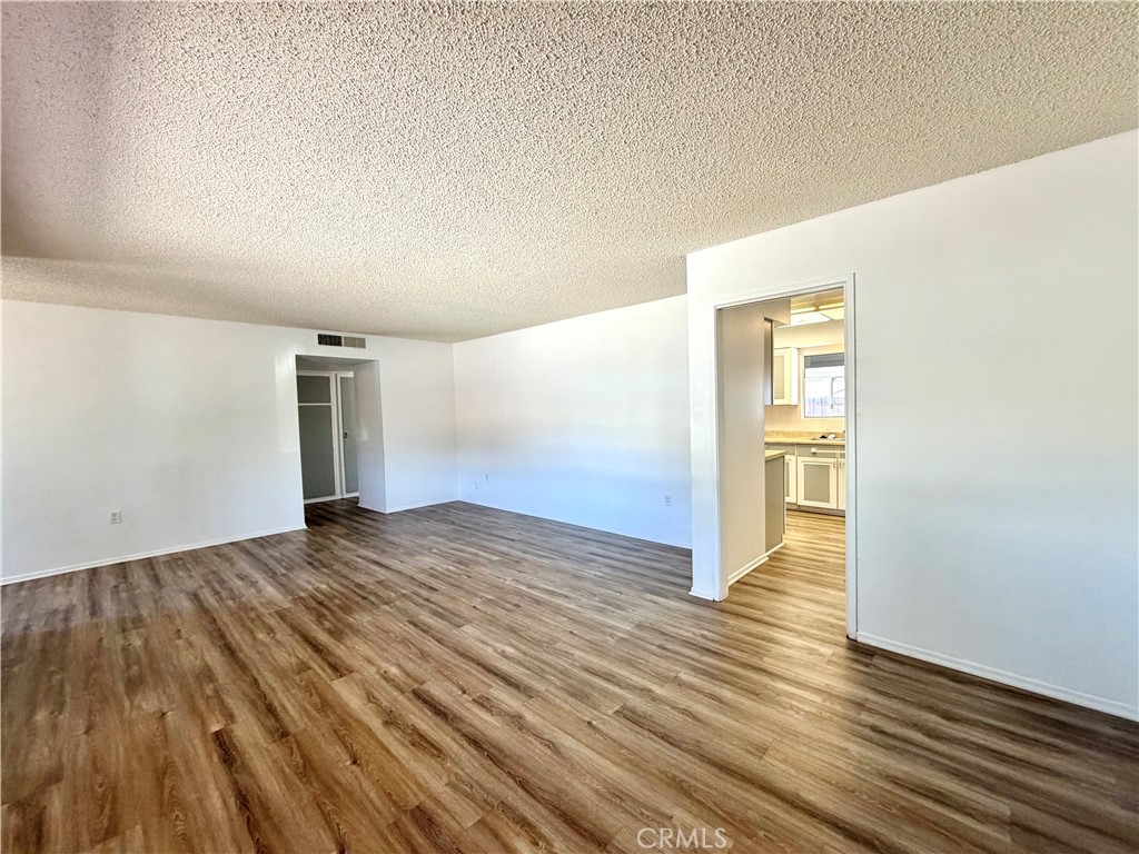 28426 West Worcester Road Menifee, CA 92586 - Photo 9 of 32