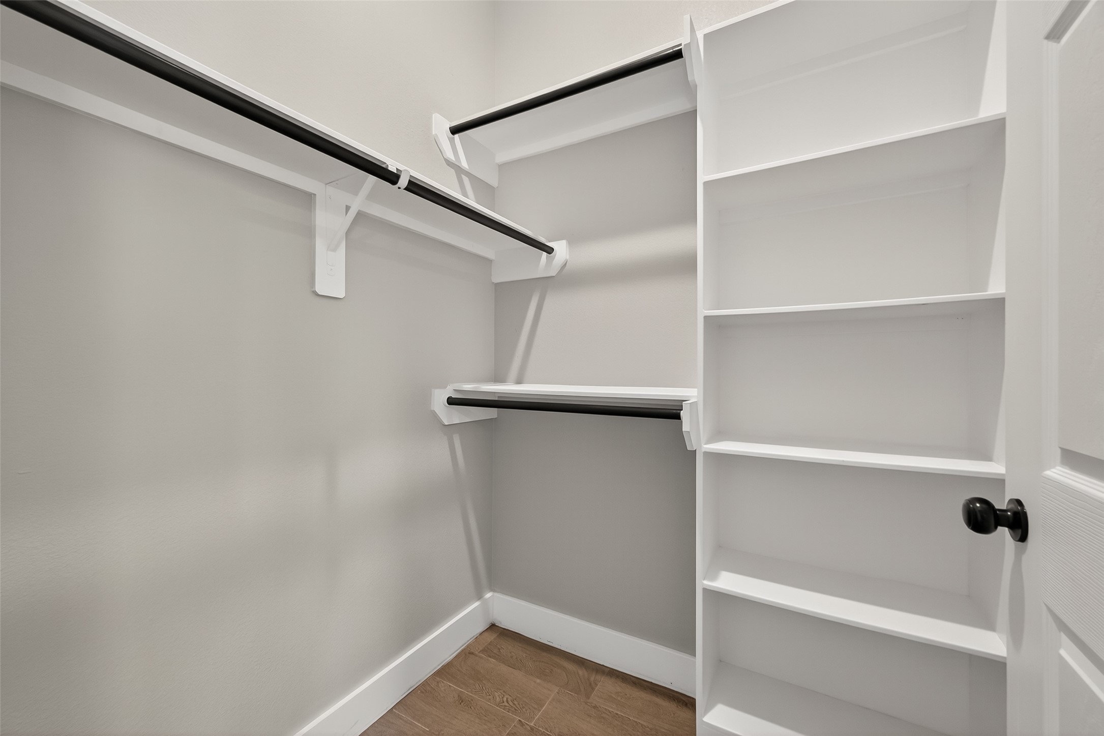 8005 Sexton Street, Unit B Houston, TX 77028 - Photo 37 of 43 a view of walk in closet