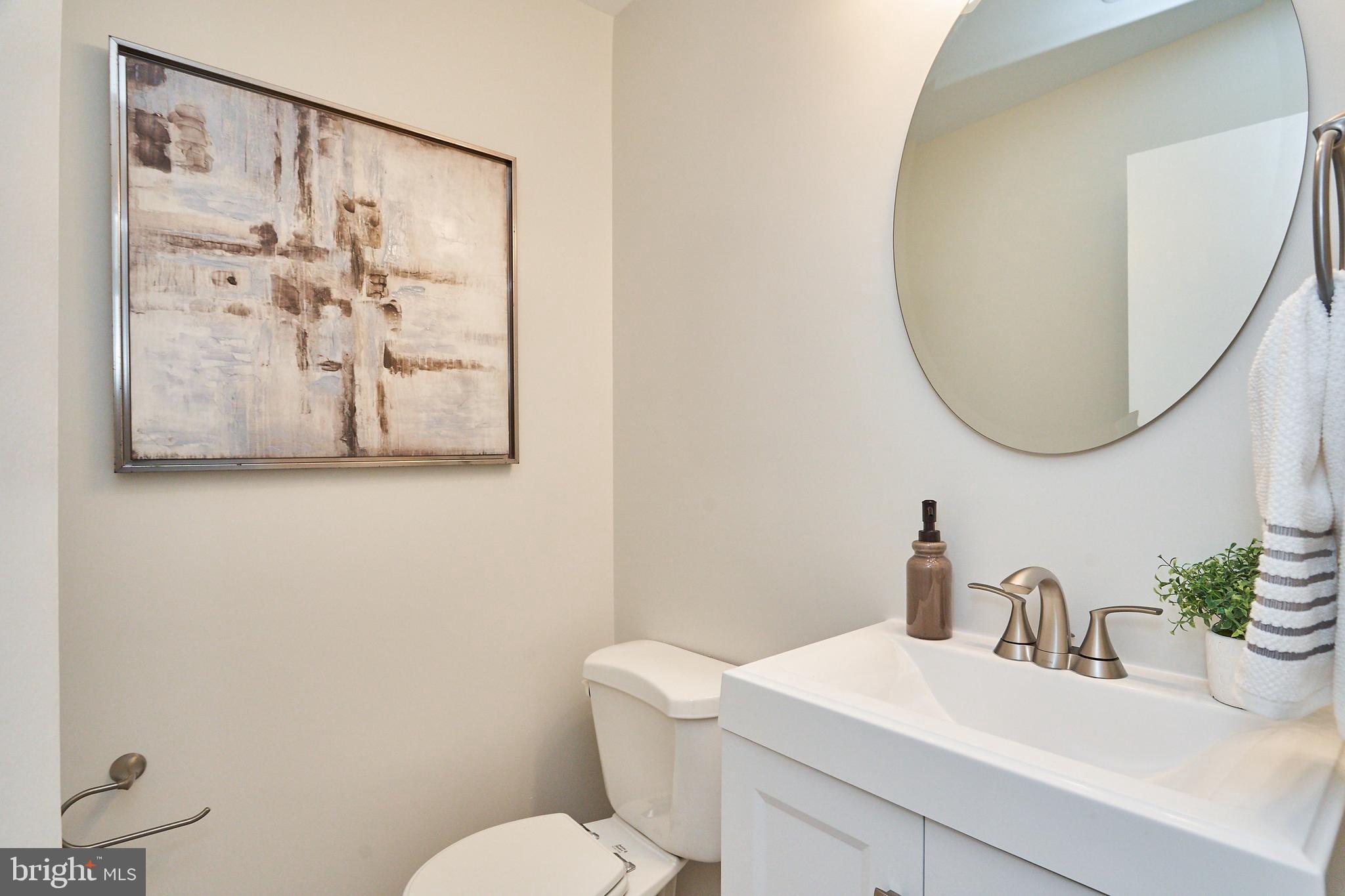 9523 Stevebrook Road Fairfax, VA 22032 - Photo 15 of 40 Powder Room with New Vanity