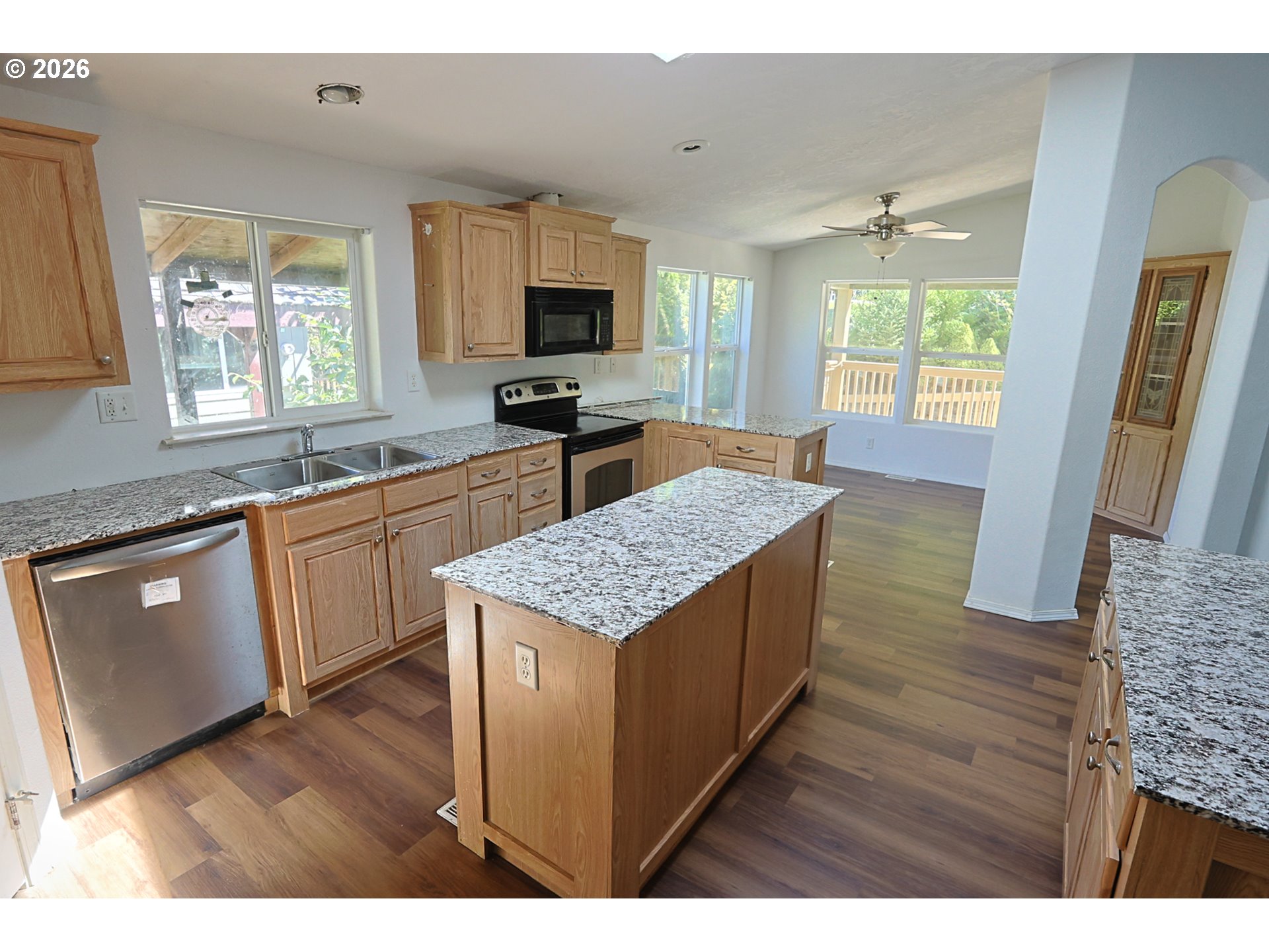 64608 East Bay Road North Bend, OR 97459 - Photo 14 of 42