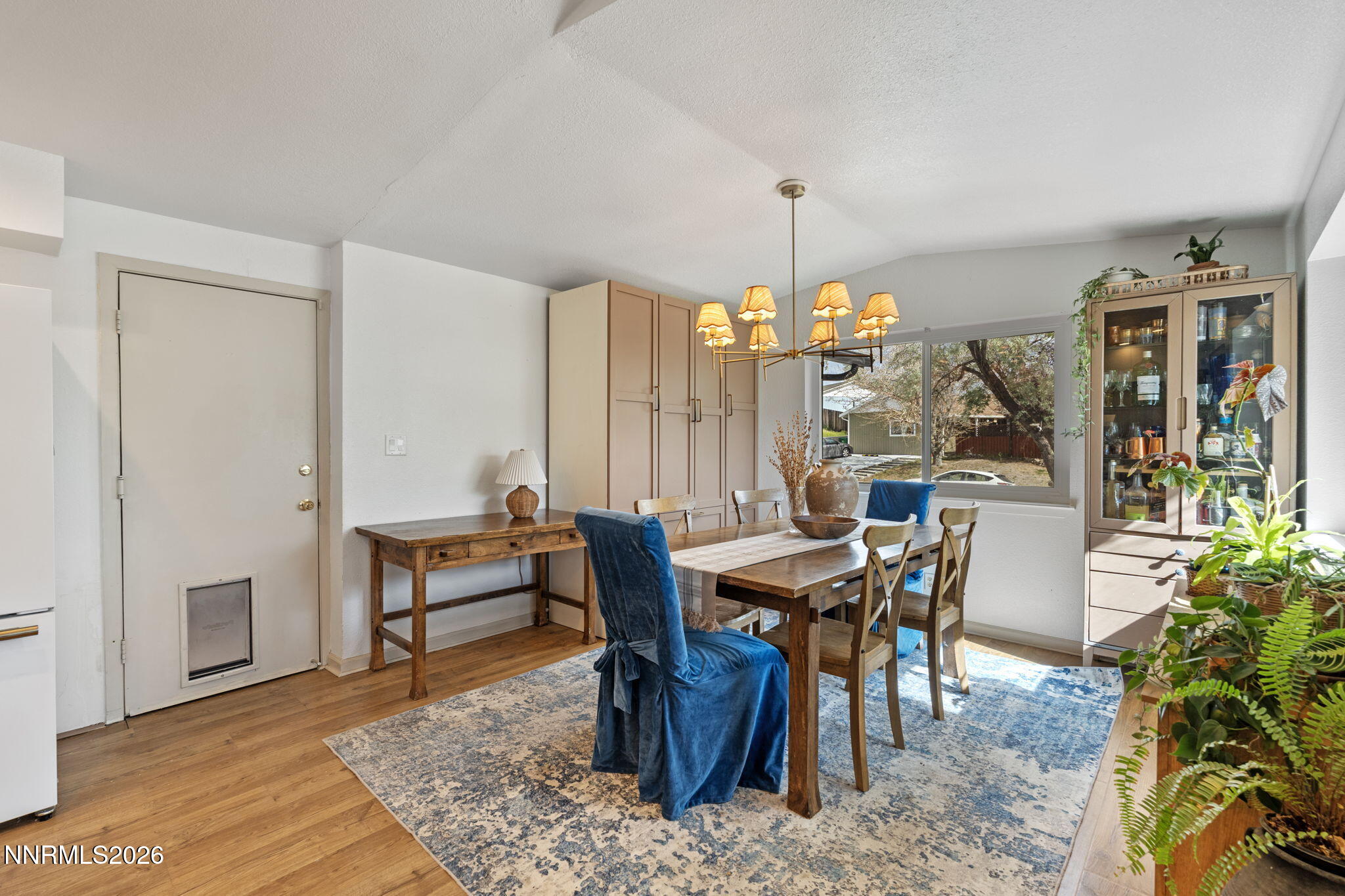 3929 Kings Row Reno, NV 89503 - Photo 13 of 47 25-web-or-mls-DSC04840