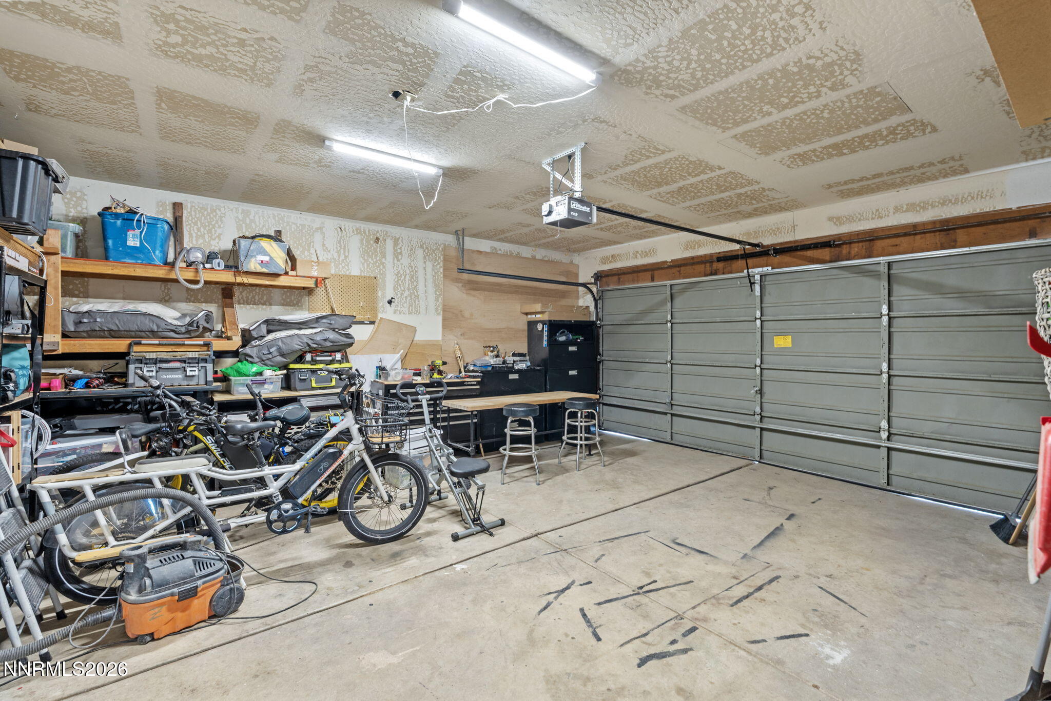 3929 Kings Row Reno, NV 89503 - Photo 26 of 47 38-web-or-mls-DSC04935