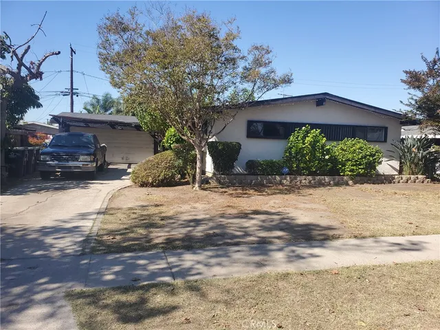 $875,000 | 2030 South Spruce Street, Santa Ana, CA 92704