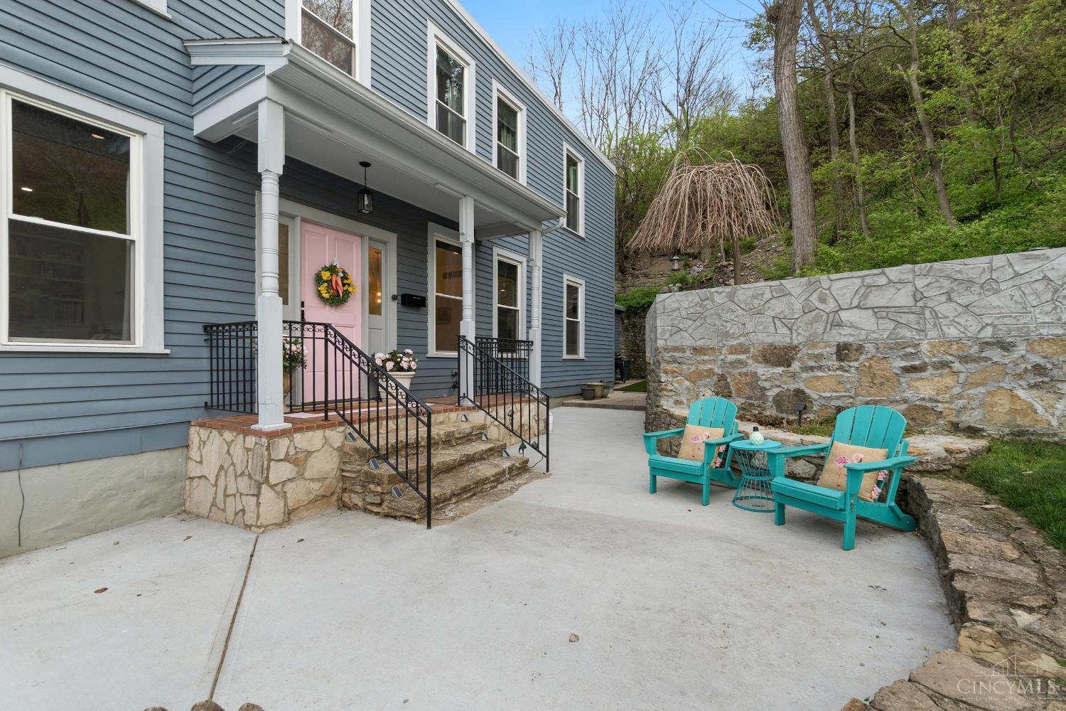 506 Boal Street Cincinnati, OH 45202 - Photo 8 of 69