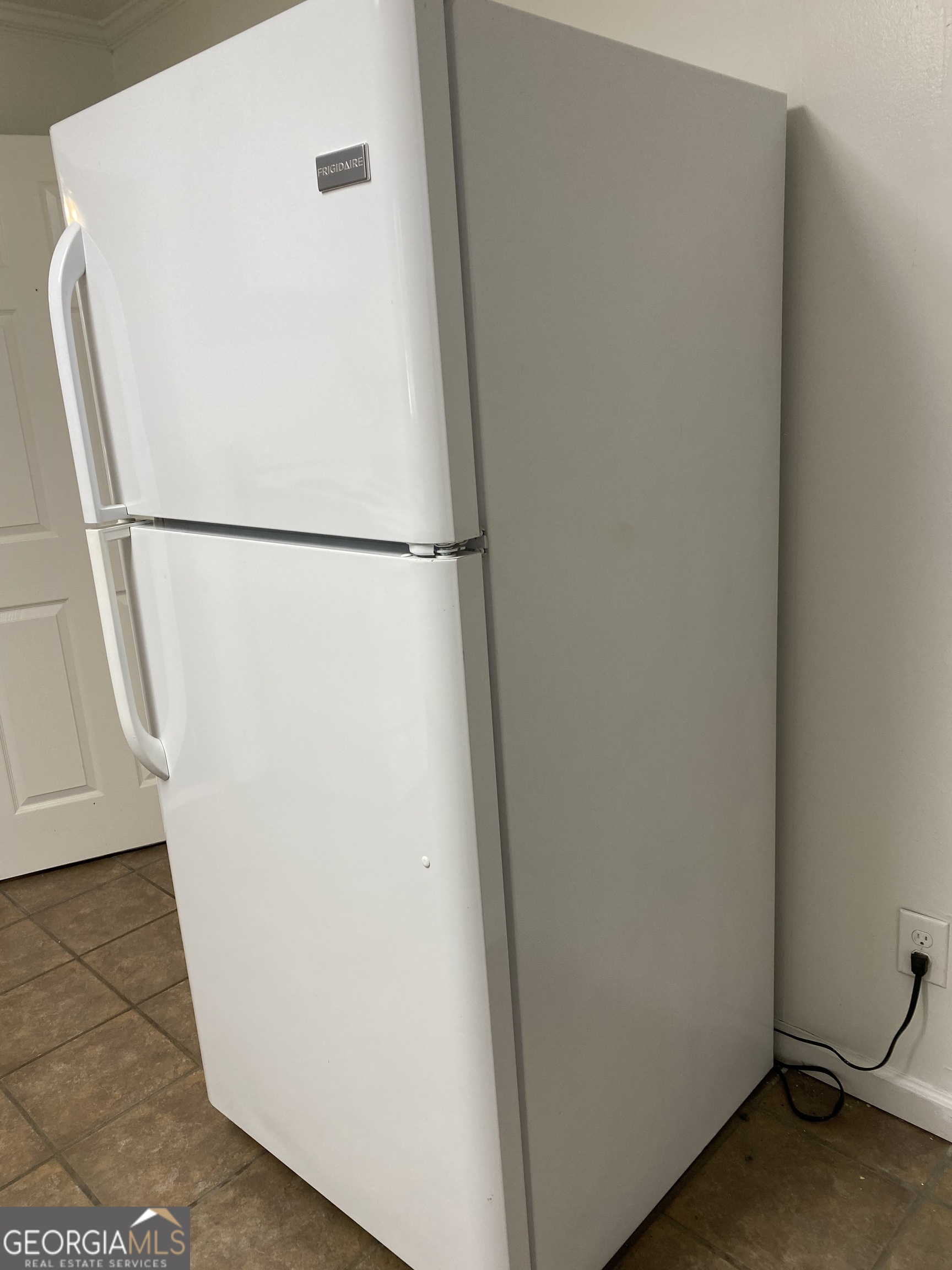 164 Glenn Carrie Road Hull, GA 30646 - Photo 13 of 43 a view of a storage & utility room with washer and dryer