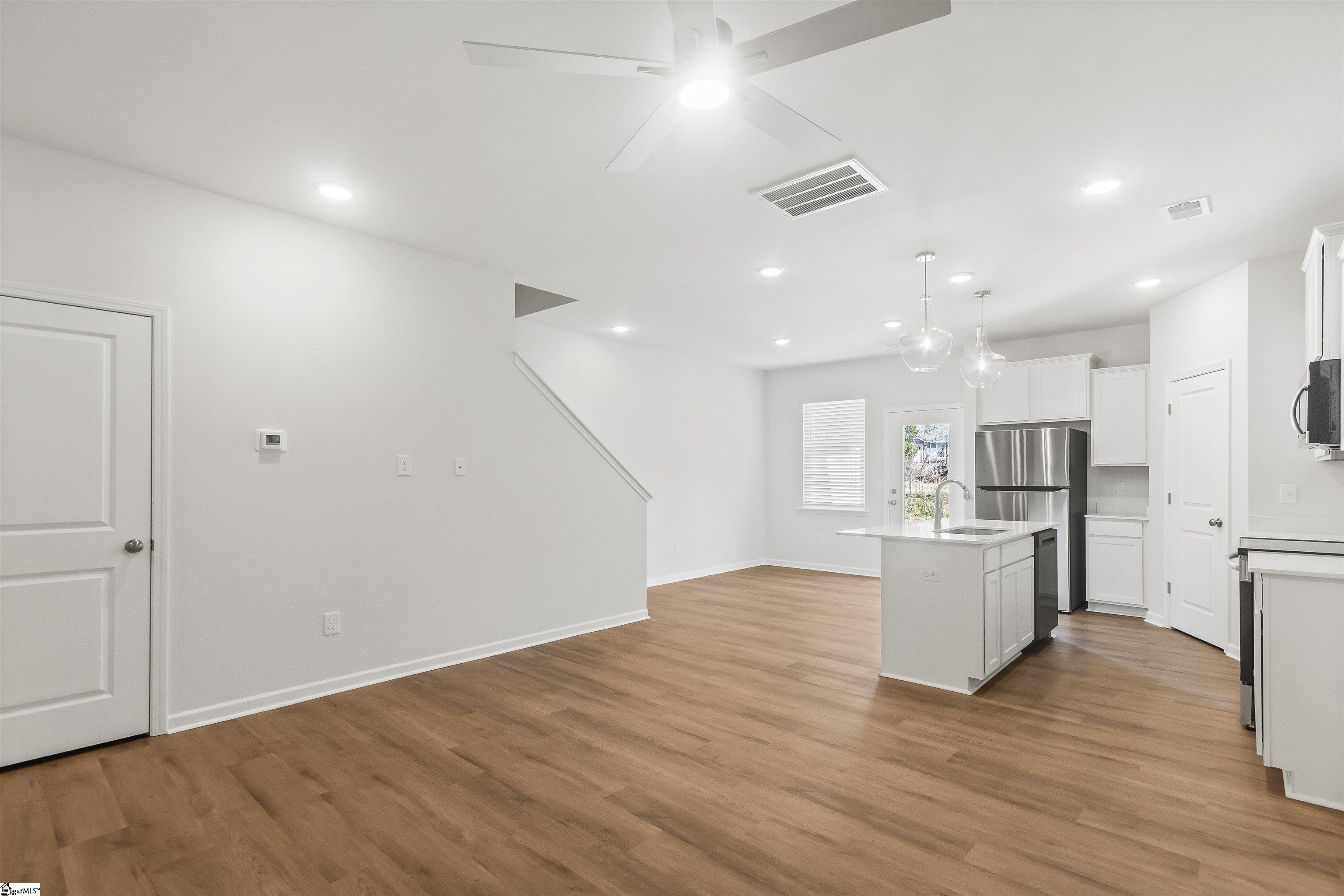 6 Stoneview Way Taylors, SC 29687 - Photo 14 of 50